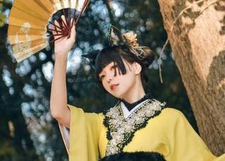 游泳变私房，ElyEE子的玉藻前泳池挑战你想象！