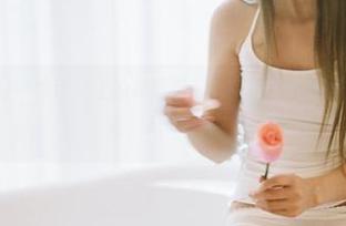 GIRLT果团网 – 水手服上的林弯弯，她的精选图库你懂的，不怕你看，只怕你猜！