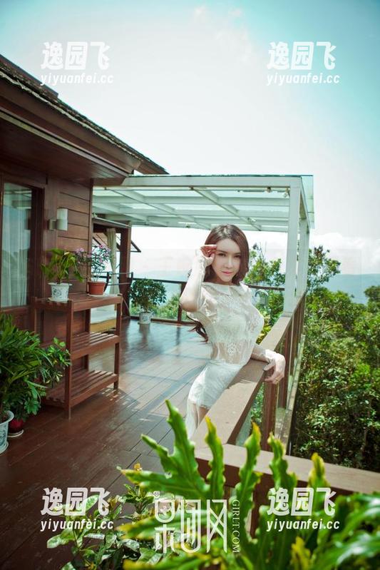 GIRLT果团网 - 王婉悠的肉丝合集，观看时不自觉地皱了皱眉