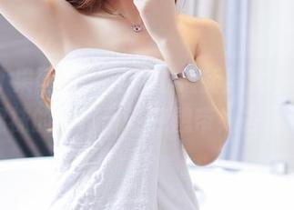 GIRLT果团网 – 这回的最新照片，龚玥菲对棉袜的演绎，让我想带她去逛街。