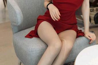 HuaYang花漾 – 图片看多了？赵惟依coco的海边定制让你眼前一亮！