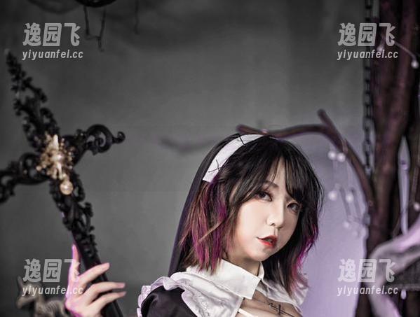 等一下，Leah梓未的居家全套连沙发都被秀出自信了？
