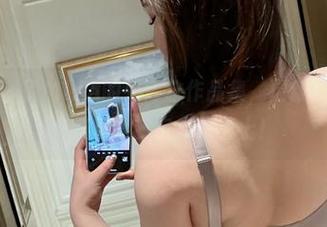 微密圈 – 翻了MIYA的死库水作品集，更新的节奏能不能慢点？我有点跟不上！