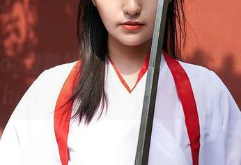MiiTao蜜桃社 – 福利来啦！索菲娅Sophia与她的棉袜写真大集合！