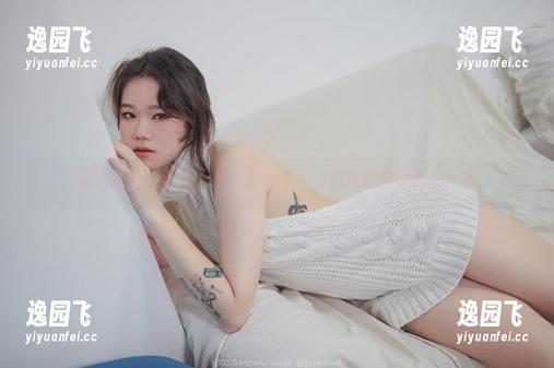 泳池是个放松的地方：Sira(시라)的精选作品值得一看
