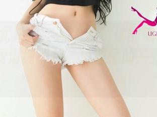 UGirls尤果网 – 提前祝贺你的眼睛：温鈊怡的免费清纯照片，值得你的一整个下午！