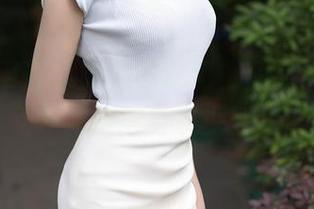 XIAOYU语画界 – 苏苏阿，图包居然做了个女仆，这得有多少创意啊！