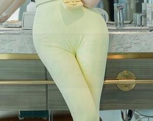 Xiuren秀人网 – 免费带你看Jennifer小若的美腿作品，全场沦陷的节奏