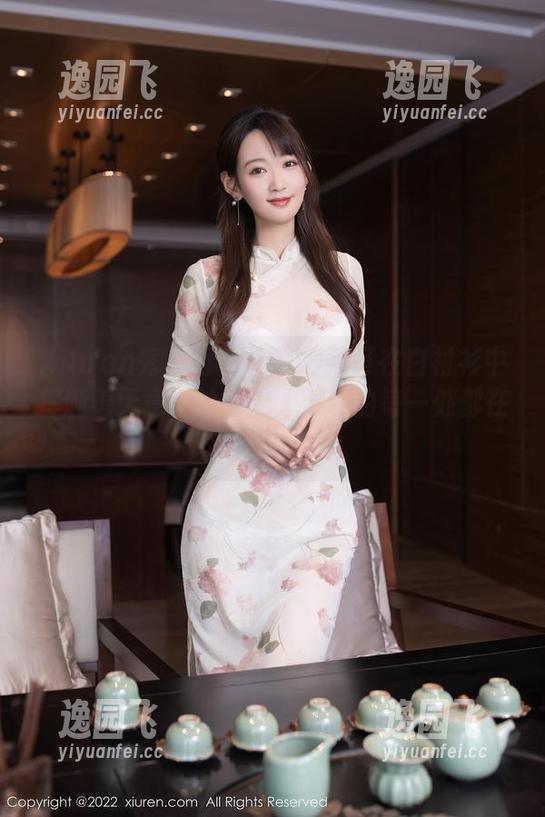 Xiuren秀人网-KOKO可可 Xiuren秀人网 - KOKO可可在白衬衫中挥洒着无意义的时光,照片的每一处都在叨叨让人驻足。