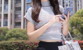 Xiuren秀人网 – 高清图包，刘婷婷亮出镂空，真的是撩到点子上了！