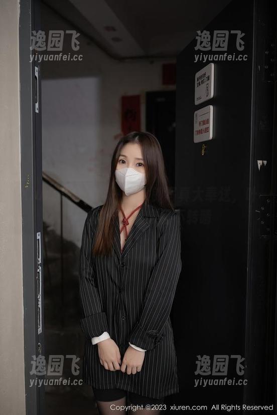 Xiuren秀人网 - 兔女郎写真大奉送，叶籽亿的分享让人目不转睛
