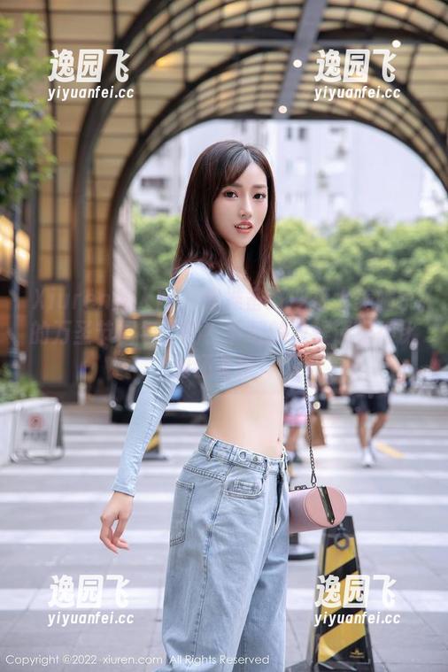 Xiuren秀人网 - 你准备好迎接大美媚京的万圣节图包了吗？下载的时候请记得比鬼还要快！