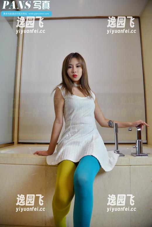 pans - 这些宁宁拍的学姐写真，处处流露出一种“我很可爱但近不了你的身”的气息。