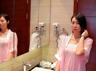 pans – 无敌福利，安安的体操服图片让人百看不厌，这哪里是运动…是发力呀！