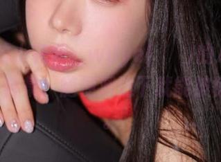 网盘里的小花园：wuyo(우요)的ArtGraviaVol合集，随便溜达下就能被惊艳到呢。