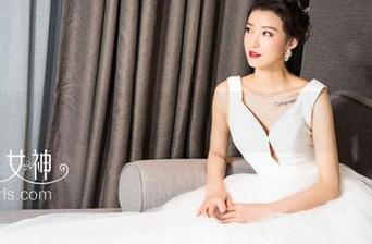克拉女神 – 颖儿私拍：透明范儿，让我无意间多看几眼