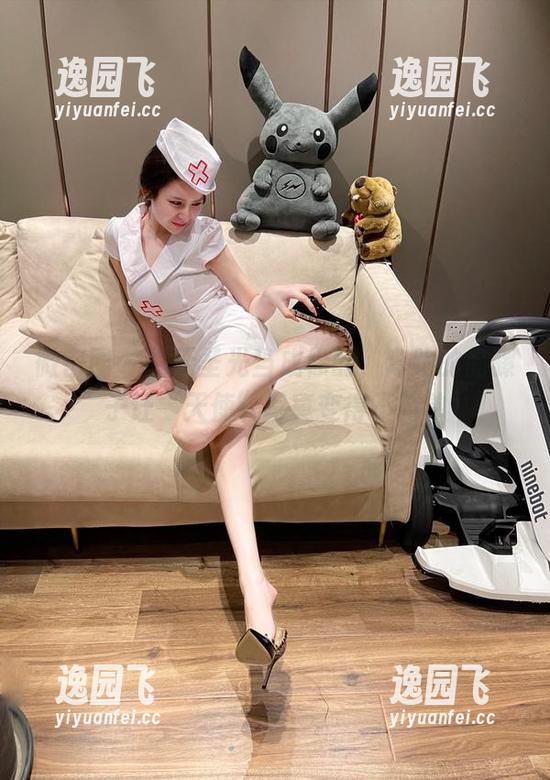 微密圈 - 把无圣光当成标配，奔跑的晶骡子让“天使”写真变得不简单