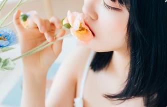 宋哈娜：在海边留下的‘下载’情书，谁能拒绝？