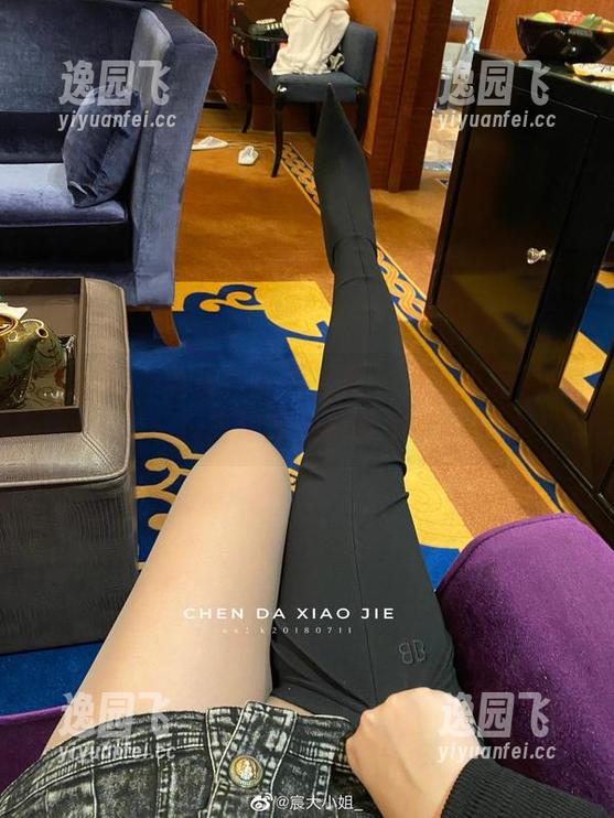 微密圈 - 免费作品大公开：宸大小姐的微信朋友圈趣事集