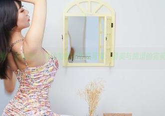 微密圈 – 小猫咪ck和她的韩式性感写真：甜美与挑逗的完美融合