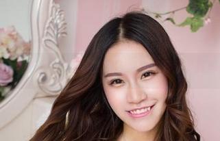 尤物馆 – 没有圣光，只是Kely香香的套图，纯粹而自然