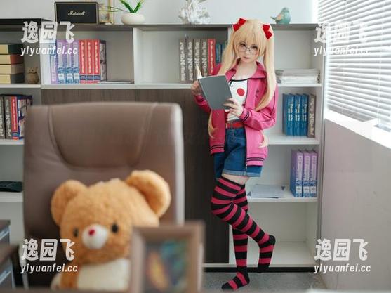 免费的图册！幼水铃衣的女仆造型，这角色我能看一天。