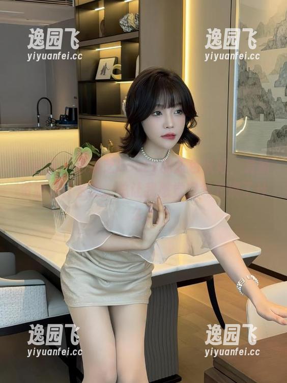 微密圈 - 徐莉芝Booty的蓝色妖姬，最新资源是什么鬼，总让我感觉空气充满了什么。