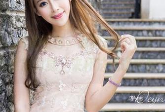 推女神 – 高清图包，谭晓彤的纯白，真能把我晃出幻觉，来杯法式咖啡吧？