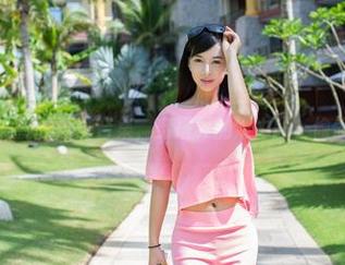 推女郎 – 吻熙的短裤合集，穿搭界的潜力股，偷偷记下来。