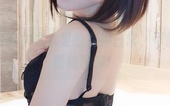 想要定制木之本果的女神日常，可能得先跟她聊聊！