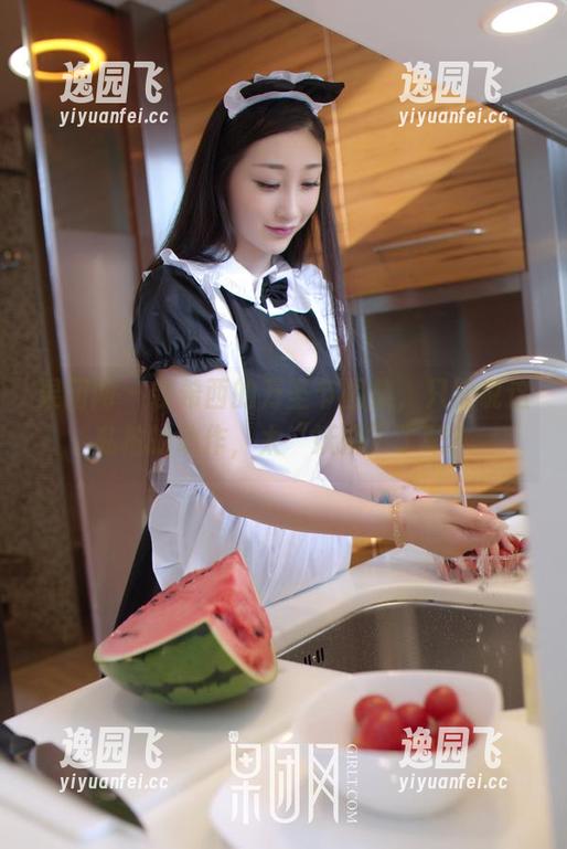 果团网 - 裴希西的万圣节图集，只能说这私拍的动作，太“妖娆”了吧？