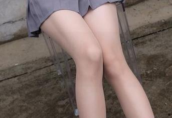 森萝财团 – 婚纱加小奶糕Milky，这组合真让人有点欲罢不能，来瞧瞧这作品。