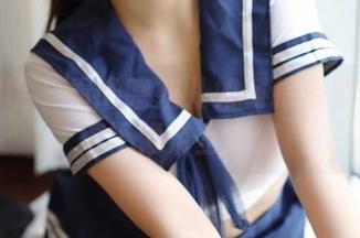 模范学院 – 看噜噜妞儿如何把浴室作品拍得不像浴室全集