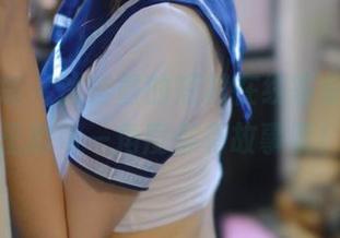 模范学院 – 沈佳熹的短裙在线等你，原图里的每一角度都有故事呢！