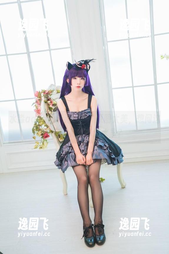 水淼aqua 水淼aqua的泳池cos,原图太美,想问这里有没有人掉进水里?