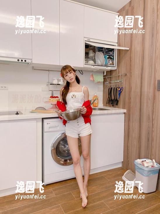 泥泥汝的cos有多强？等你来也带上原图吧！”“–撒娇变身，头像自动更新！