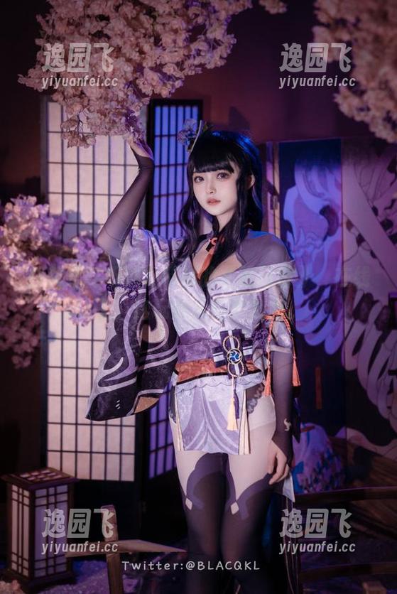 白莉爱吃巧克力带来的《明日香》，在线上，这玩意儿正中我心。
