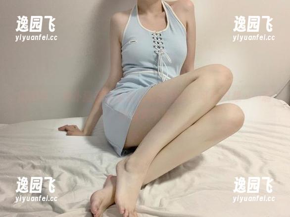 微密圈 - 相扑猫在泳池里玩耍的照片，可我只想……啊，网盘真不错！