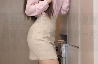 秀人网 – 呜哇…周于希Sally身披和服的姿态，最新美图，看得我想寻一片樱花雨。