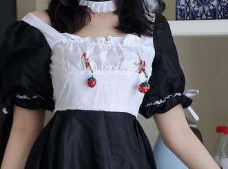秀人网 – 夏馨瑶的女仆写真：想要的不是服务，是这份甜！