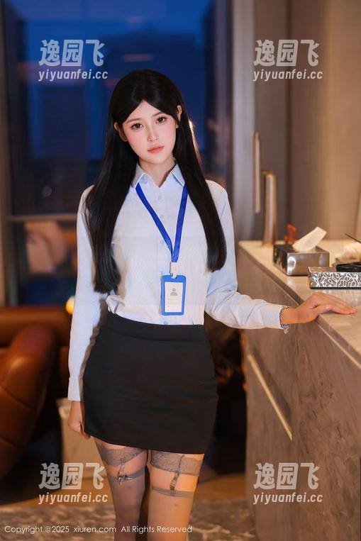 秀人网 - 媃柔rourou的教室不只讲课，免费美图也是老师传授的绝活！