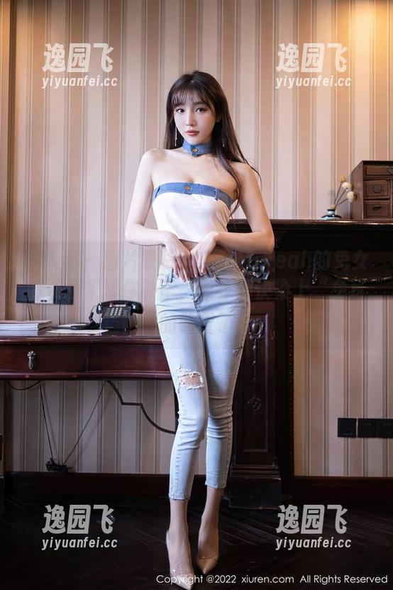 秀人网 - 图片缺货？安然Maleah的兔女郎资源来帮你补牢，眼球都快染上“兔耳”的欲望了。