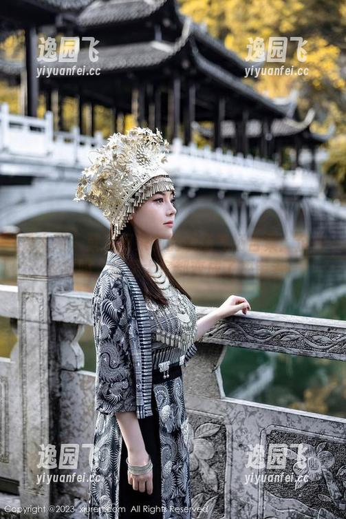 秀人网-就是阿朱啊 秀人网 - 就是阿朱啊的职场气场合集:企业家制服,结果大家都变成了决策者!