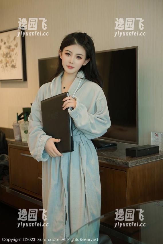秀人网 - 厨娘大作战：舌尖上的菊花ace合集，点燃你的味蕾和眼球