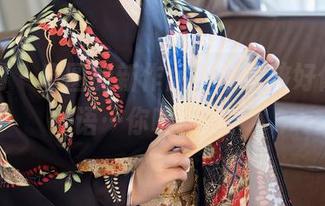 秀人网 – 袁圆的新作品，这女孩好像在低语…你听见没？