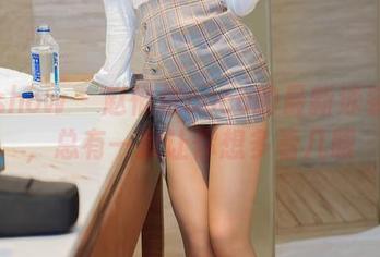 花漾show – 赵惟依coco的最新泳装合集，总有一款让你想多看几眼