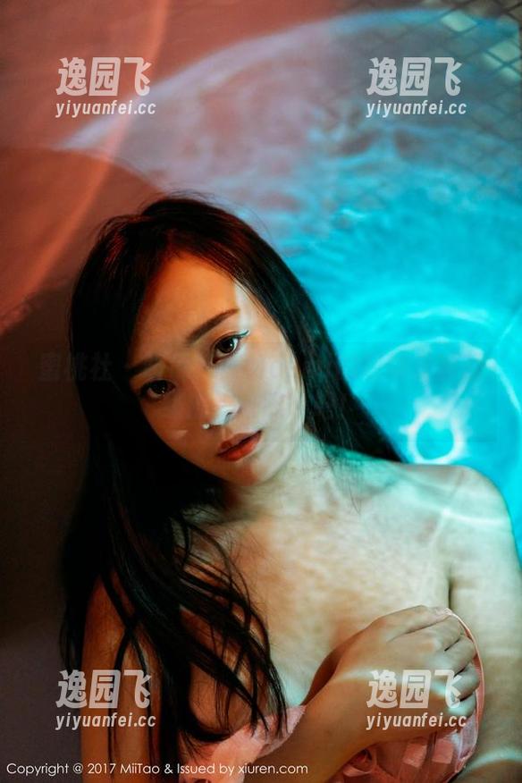蜜桃社-萌美Moemi 蜜桃社 - 听说萌美Moemi的厨娘资源超级撩,来瞧瞧吧!