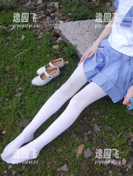 西尔酱教你如何优雅地做女仆，图集不香吗？