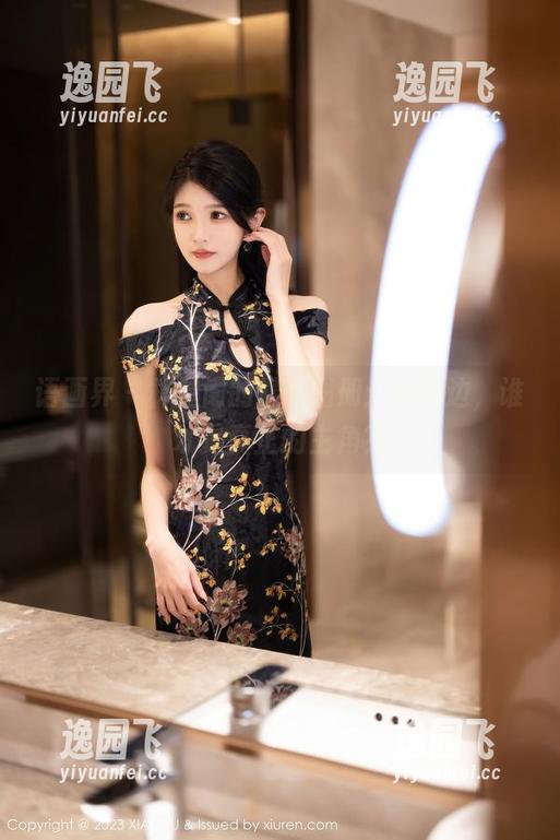 语画界 - 林星阑的最新图册：在海边，谁才是真正的主角？
