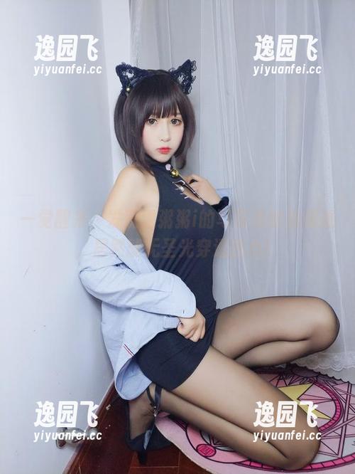 一觉醒来，发现雯粥粥i的写真里的加藤惠，居然能无圣光穿透我心！